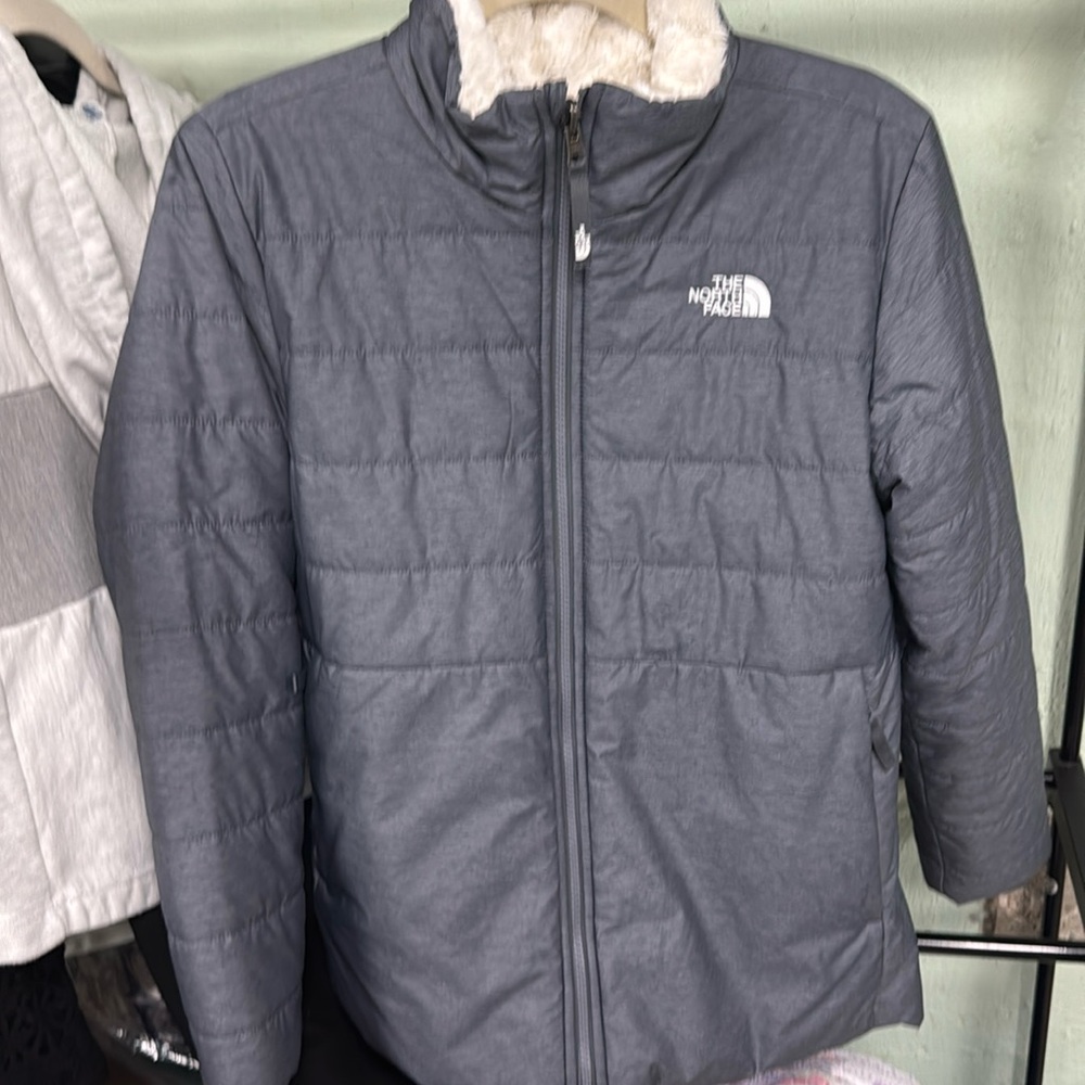 North Face girls size XL (18) reversible